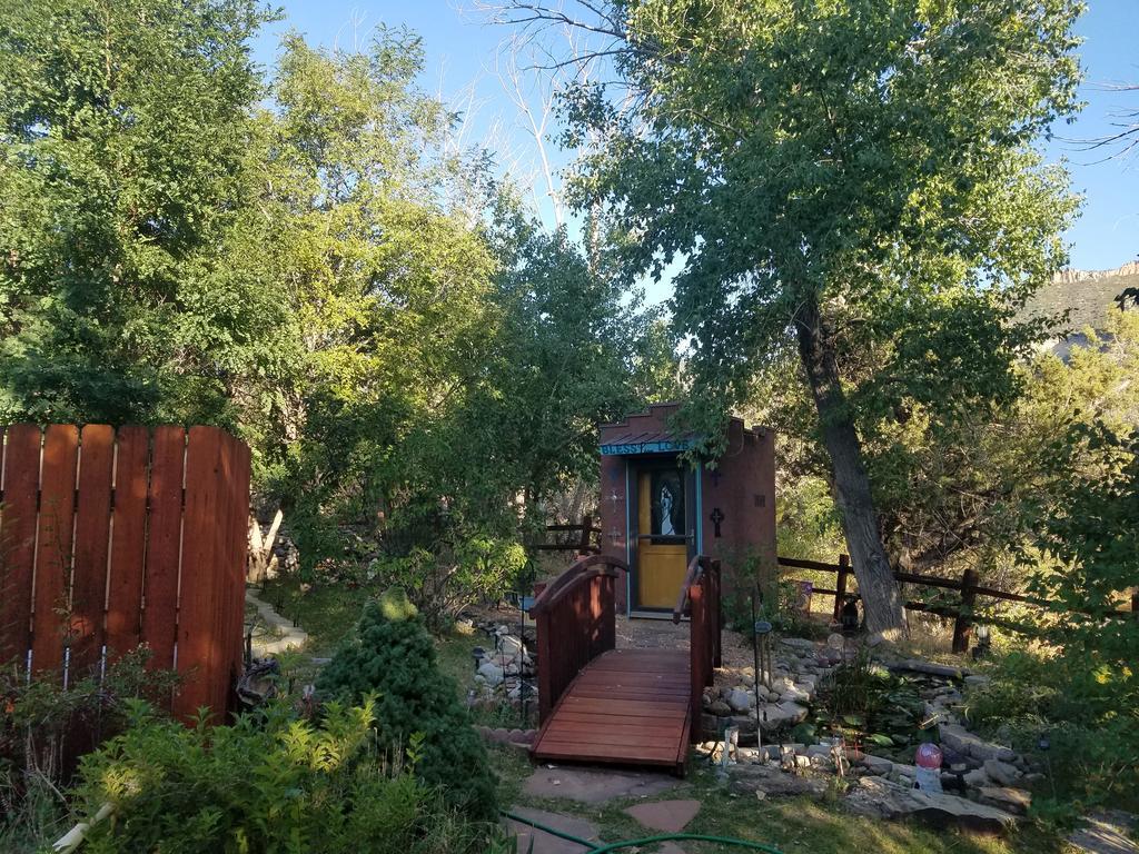 Grizzly Roadhouse Bed And Breakfast Cortez Extérieur photo