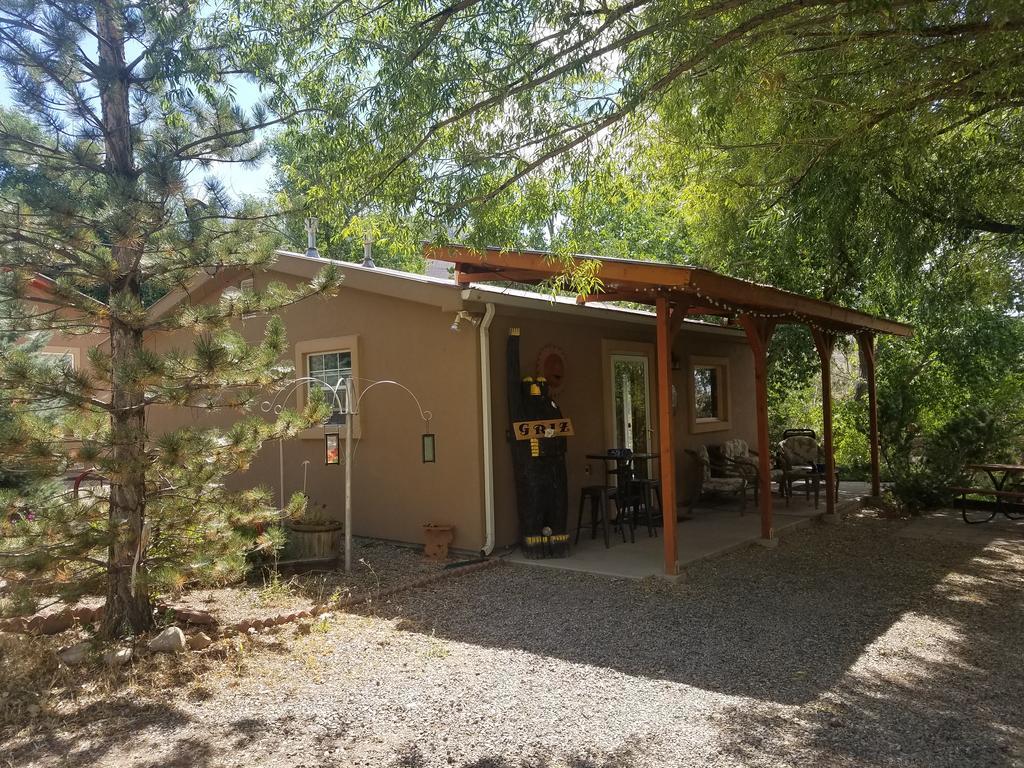 Grizzly Roadhouse Bed And Breakfast Cortez Extérieur photo